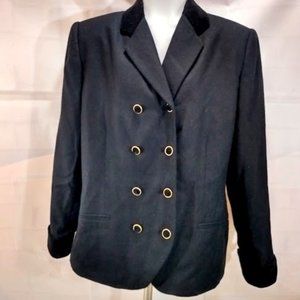 Amanda Smith: Pure wool double-breasted blazer